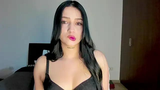 Hott_Hanna from StripChat is Freechat