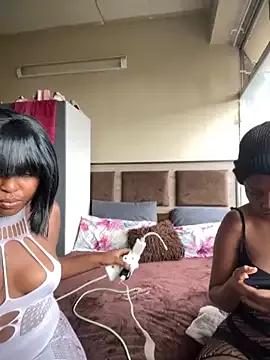 Photos of houseforsex from StripChat is Freechat