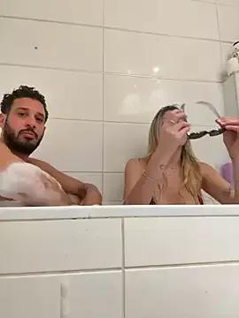 husbandandwifetobe from StripChat is Freechat