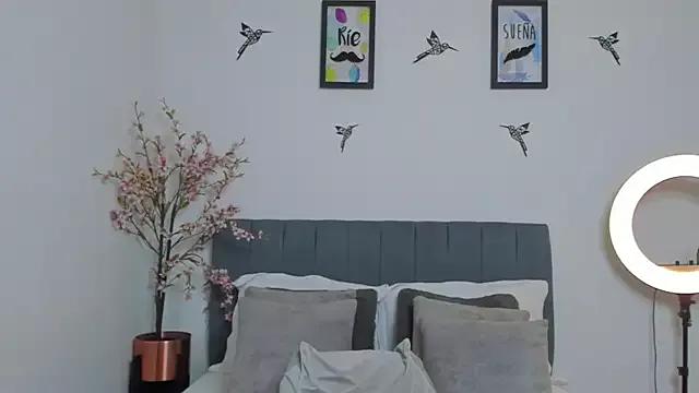 im_sarah34 from StripChat is Freechat