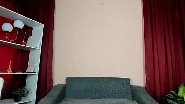 Im_zaraa from StripChat is Freechat