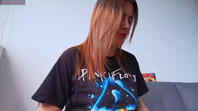ImSophieFox from StripChat is Freechat