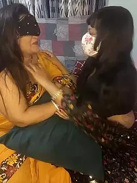Indian_hotmilfs from StripChat