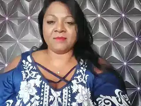 IndianDelia from StripChat