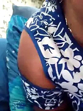 IndianDelia from StripChat