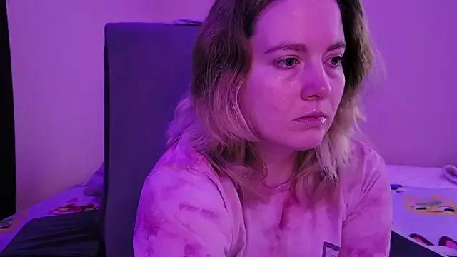 InternetFairy_XO from StripChat is Freechat