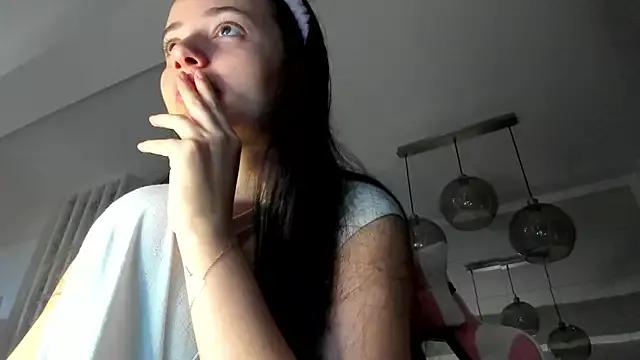 IreneVON from StripChat is Freechat