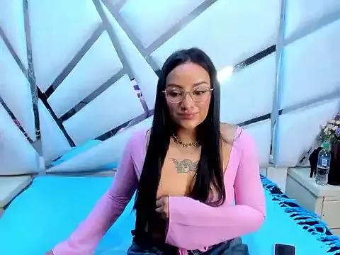 Irina_Volkov from StripChat is Freechat
