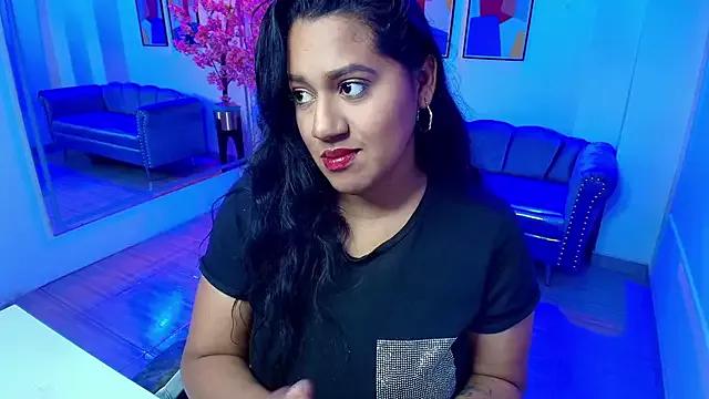 isabella_gomexx from StripChat is Freechat