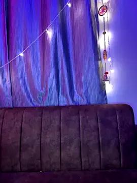 Its_hartqueen from StripChat is Freechat