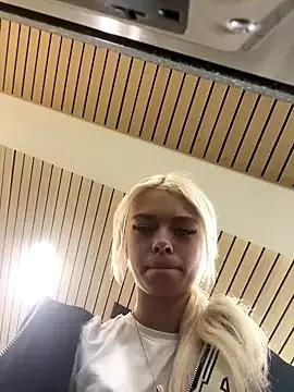 Photos of itspinkkk from StripChat is Freechat
