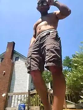 Itzmeebaby from StripChat is Freechat