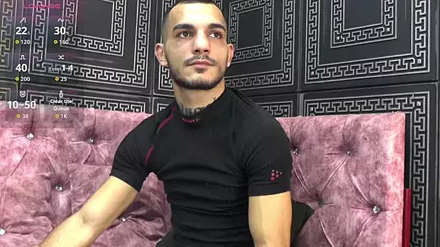 JacksonBee from StripChat is Freechat