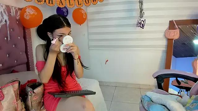 Jade_rey_ from StripChat is Freechat