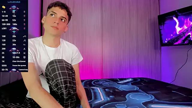 jake_and_joaquin from StripChat is Freechat