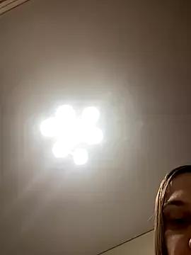 Janet_Welder from StripChat is Freechat