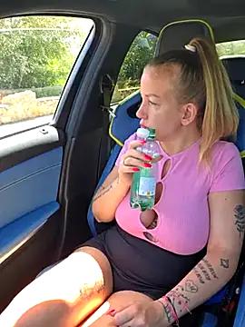 Jassy_Foxy from StripChat