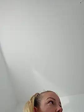 Jassy_Foxy from StripChat