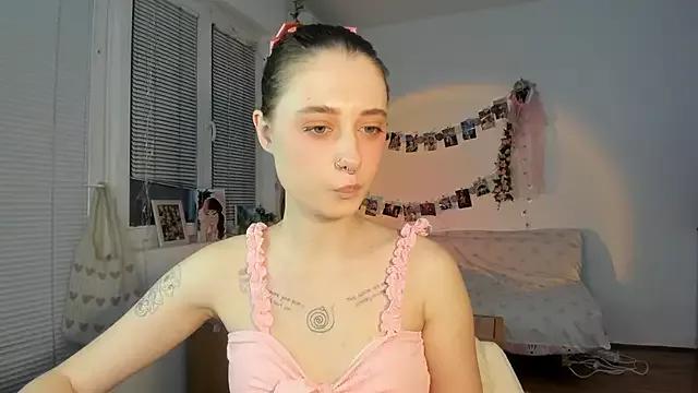 Jenny_darling_love from StripChat is Freechat