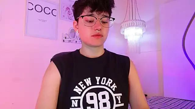 jeroharper from StripChat is Freechat