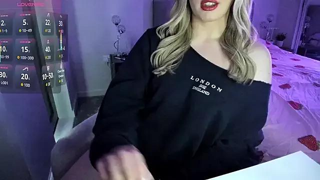 Try the thrill of flirt babes with our cam hosts, featuring unclothed wildness while getting naked and playing with their favored sex toys.