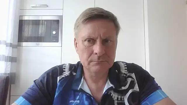 johnnym1 from StripChat is Freechat