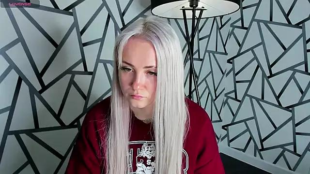 Joyce_Howard from StripChat is Freechat