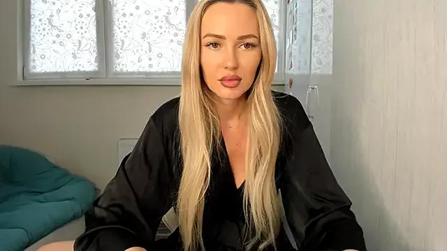 juciepussy_ from StripChat is Freechat