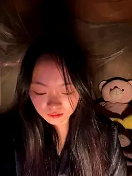 Julia-Elsa from StripChat is Freechat