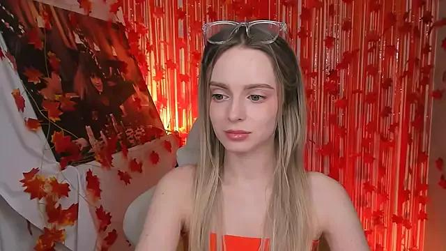JuliaBrewwer from StripChat is Freechat