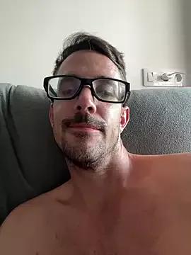 julian333 from StripChat is Freechat