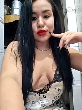 juliaYalla from StripChat is Freechat