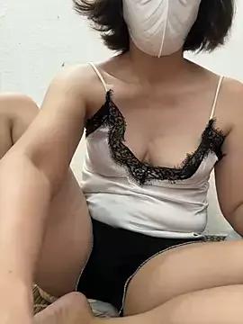 July-Asian from StripChat is Freechat