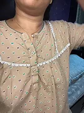 kannadatelugugirl from StripChat is Freechat