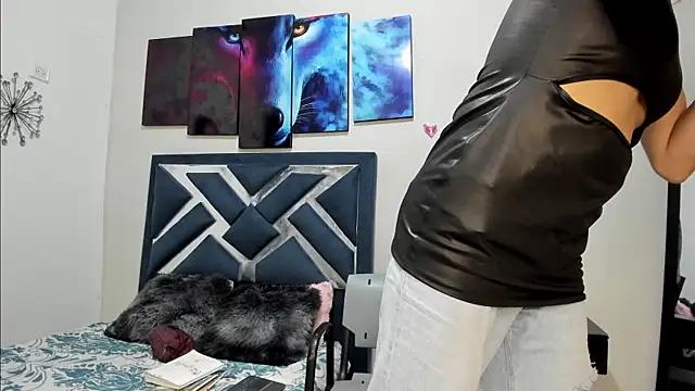 Try the thrill of flirt babes with our cam hosts, featuring unclothed wildness while getting naked and playing with their favored sex toys.