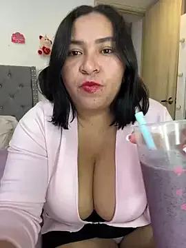 KarlaWild from StripChat is Freechat