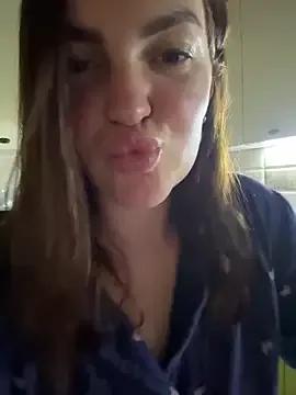 Karolina_llove from StripChat is Freechat
