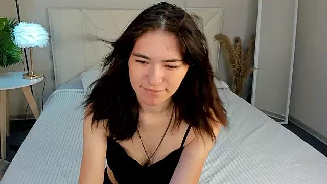 Karolina_Mimi from StripChat is Freechat
