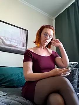 KarollinaBella from StripChat is Freechat