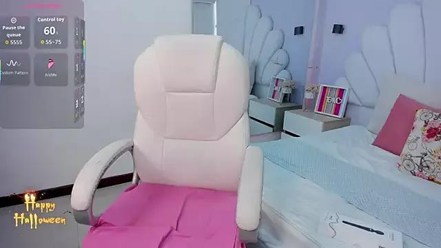 kate_lua from StripChat is Freechat