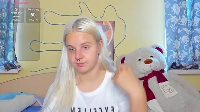 Try the thrill of flirt babes with our cam hosts, featuring unclothed wildness while getting naked and playing with their favored sex toys.