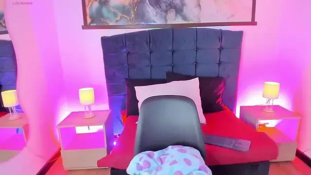 Try the thrill of flirt babes with our cam hosts, featuring unclothed wildness while getting naked and playing with their favored sex toys.