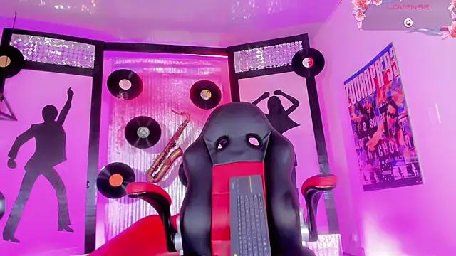 Try the thrill of flirt babes with our cam hosts, featuring unclothed wildness while getting naked and playing with their favored sex toys.