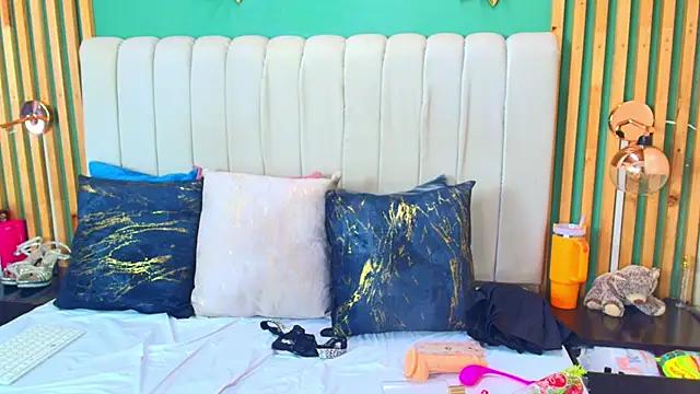 Try the thrill of flirt babes with our cam hosts, featuring unclothed wildness while getting naked and playing with their favored sex toys.