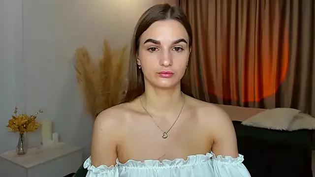 Katniss_Gray from StripChat is Freechat