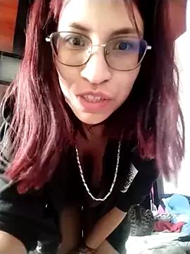 Katyuskka_love from StripChat is Freechat