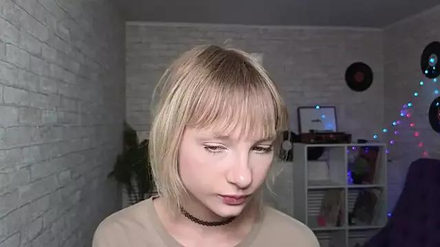 Keli_Kiss from StripChat is Freechat