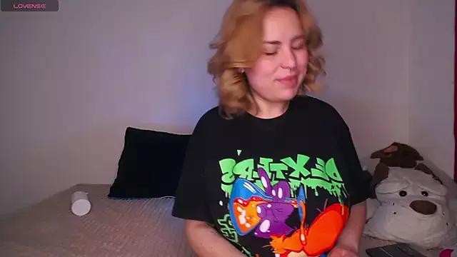 Kennya_Rodriguez from StripChat is Freechat