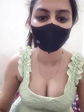 KIARA_SEXY from StripChat is Freechat