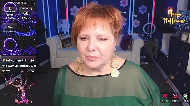 Kira_Kenett from StripChat is Freechat